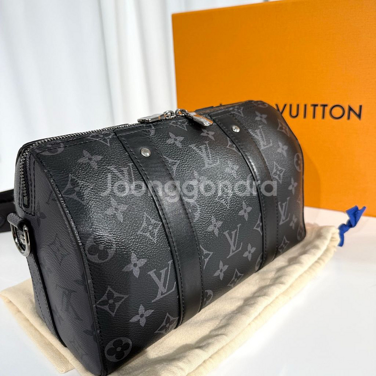 [새상품급]루이비통 이클립스 시티 키폴 25 크로스백--3