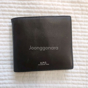 아페쎄 A.P.C 뉴런던 지갑 다크브라운