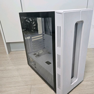 3rsys s700 화이트 PC 케이스