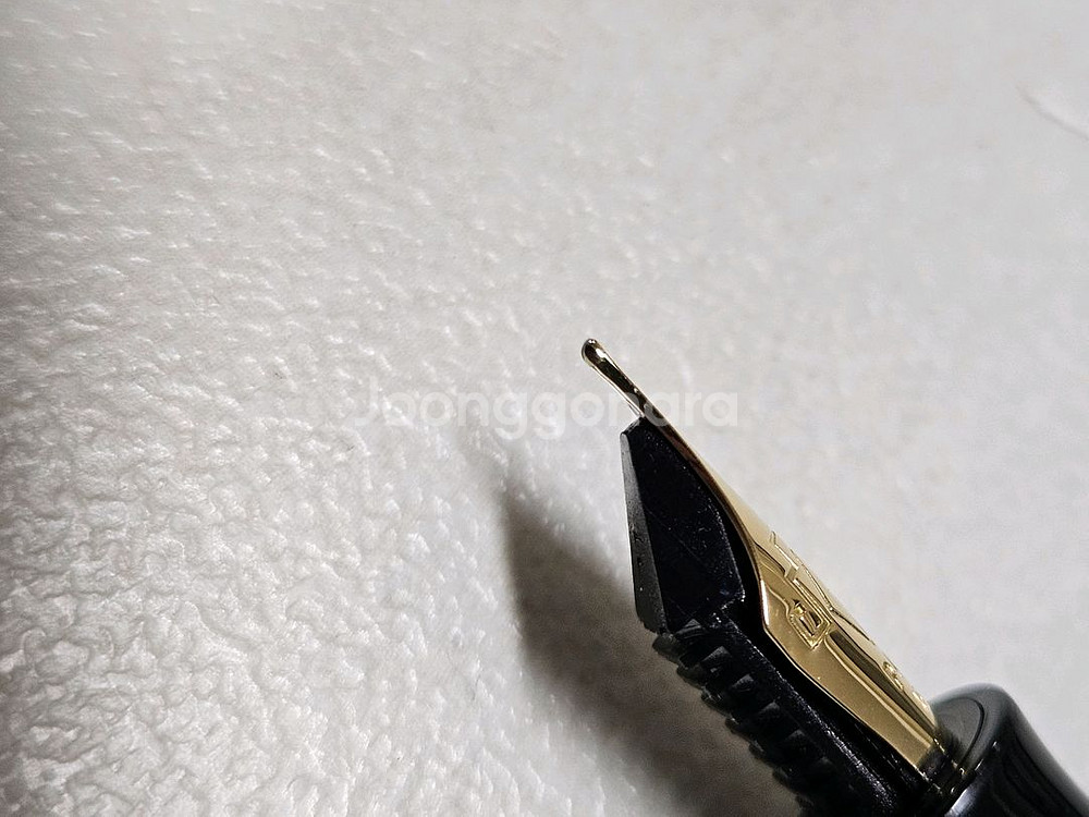 워터맨 찰스톤 블랙GT 18k F닙 만년필--4