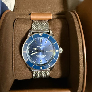 브라이틀링 슈퍼오션 헤리티지2 44mm 청판 시계 팝니