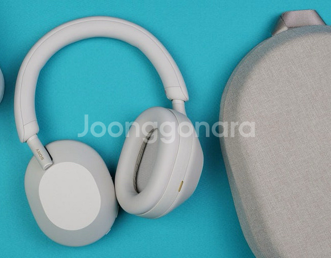 소니 헤드폰 WH-1000XM5--3