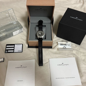 해밀턴 카키필드 쿼츠 38mm H69401430