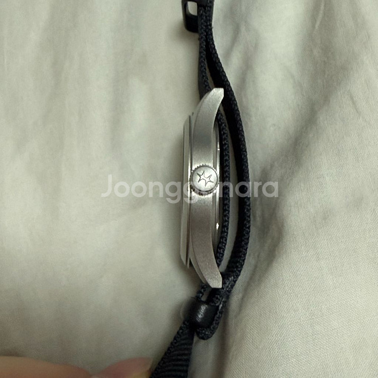 해밀턴 카키필드 쿼츠 38mm H69401430--3