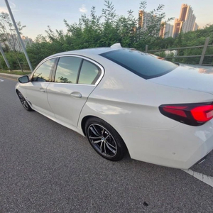 BMW 520i M 스포츠 패키지