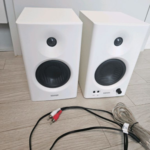 에디파이어 mr4 스피커 화이트