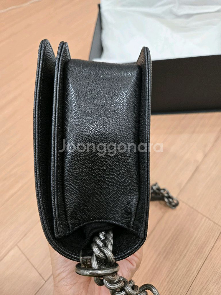압구정갤러리아 구매 샤넬 보이백 빈티지 은장 미듐--4