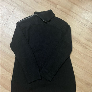 아르켓 집 디테일 울 블렌드 스웨터(블랙)