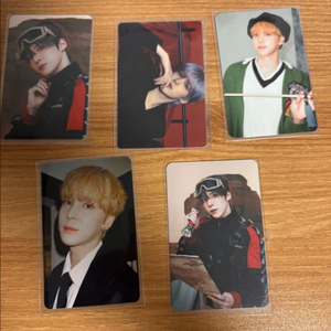 에이티즈 윤호 포토카드 판매합니다!!