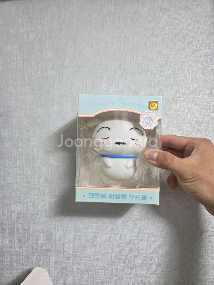 미개봉 짱구 흰둥이 무드등 팔아요!--0