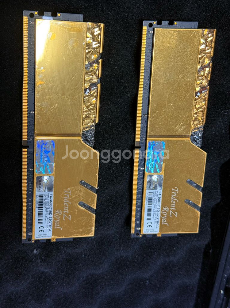 DDR4 지스킬 로얄 16x2 32기가 cl16--0