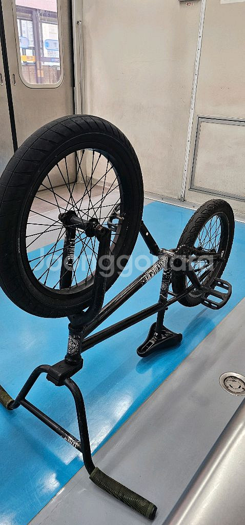 bmx--3