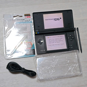 닌텐도 DSi 블랙 + 액정 보호 필름,케이스,충전선