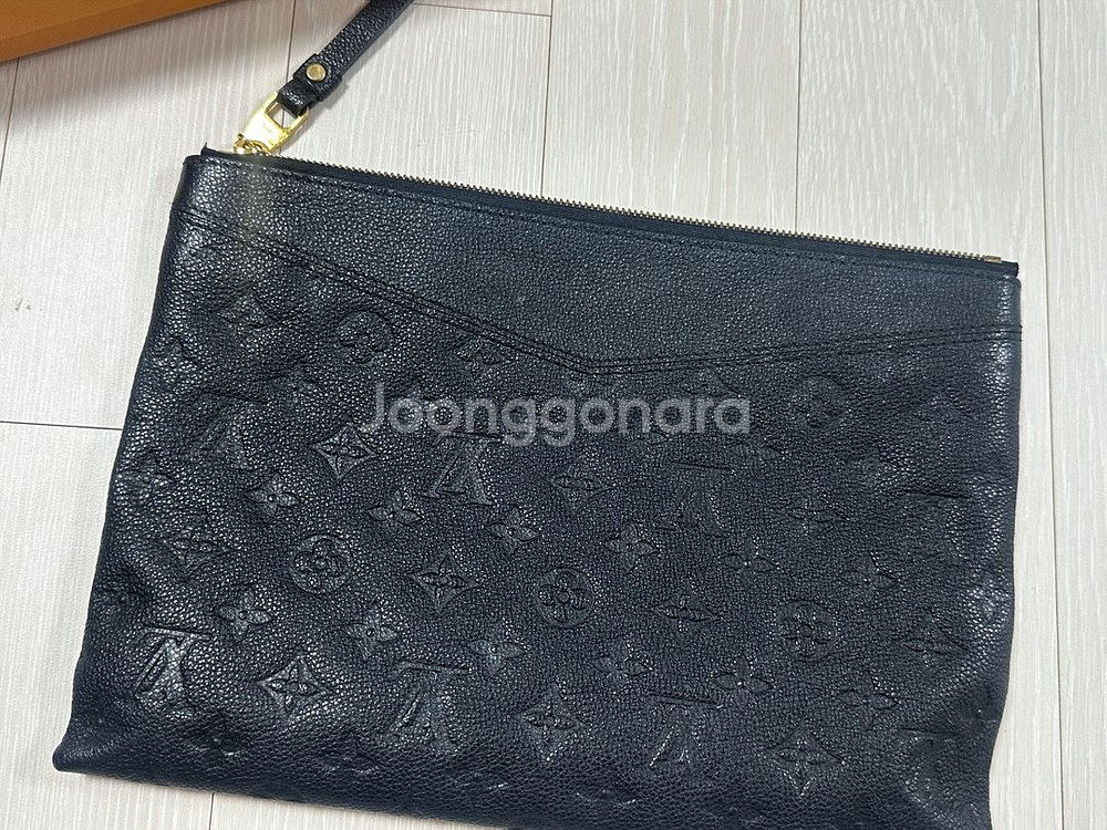 (정품) 루이비통 데일리 파우치 앙프렝뜨 모노그램 클러--2