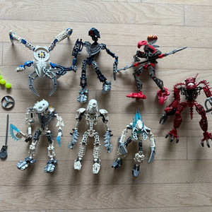 중고 레고 바이오니클 일괄팝니다.