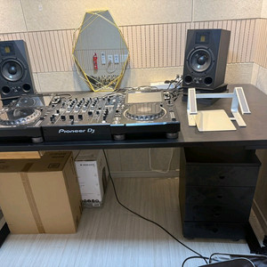 DJM-900NXS2 믹서 + CDJ-3000 2개