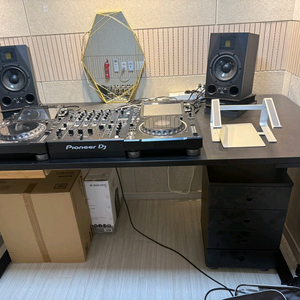 DJM-900NXS2 믹서 + CDJ-3000 2개
