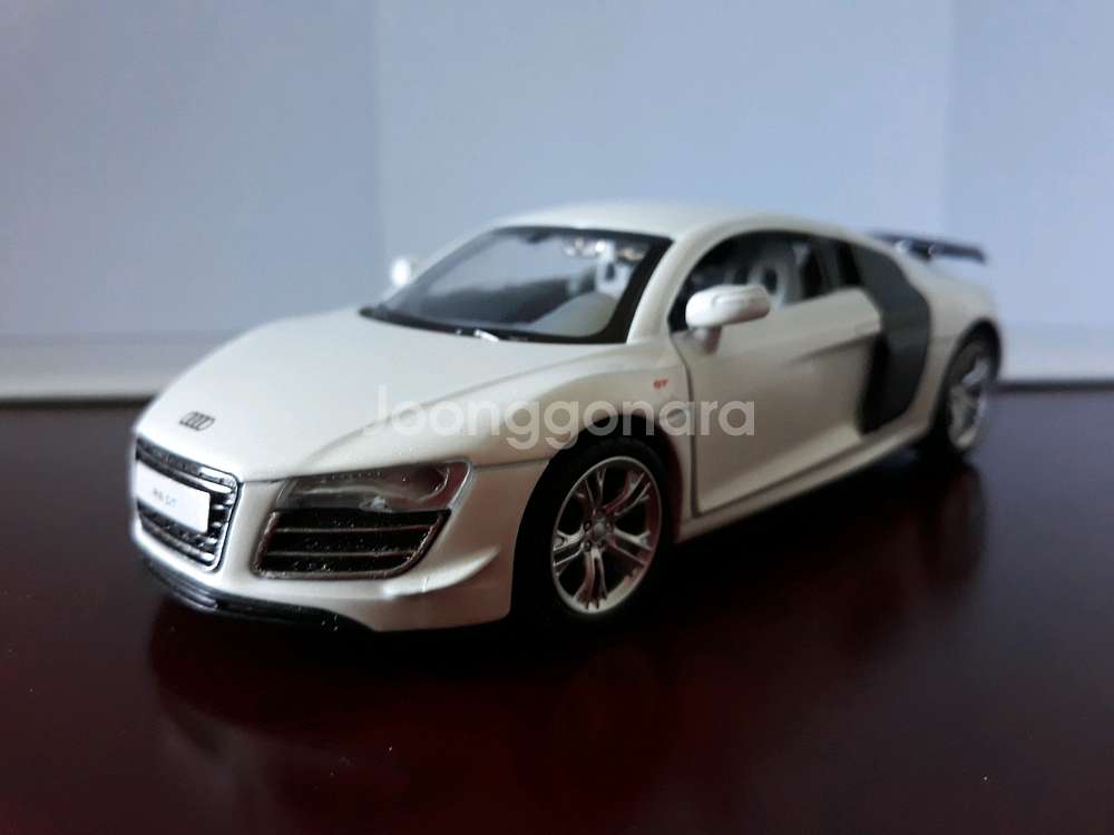 1/32 R8 GT 다이캐스트--7