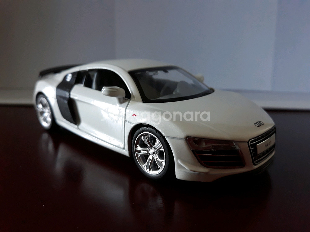 1/32 R8 GT 다이캐스트--6
