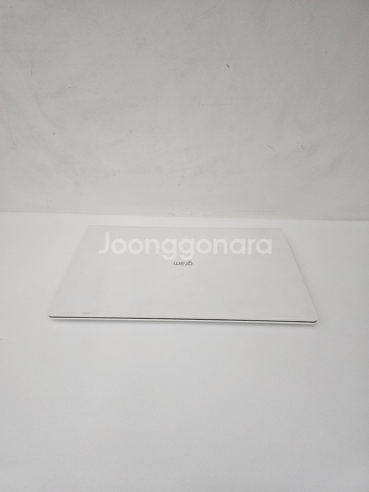 996번 LG 그램 15인치 UHD 중고노트북--1