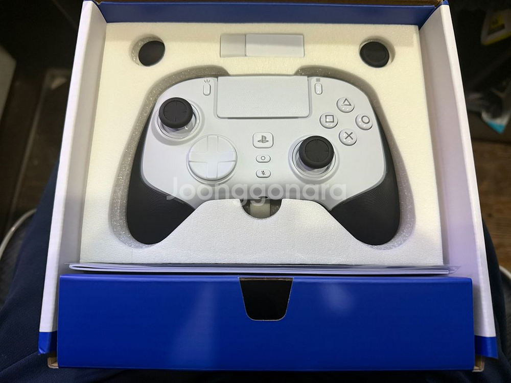 PS5 레이저 Wolverine V2 Pro White--0