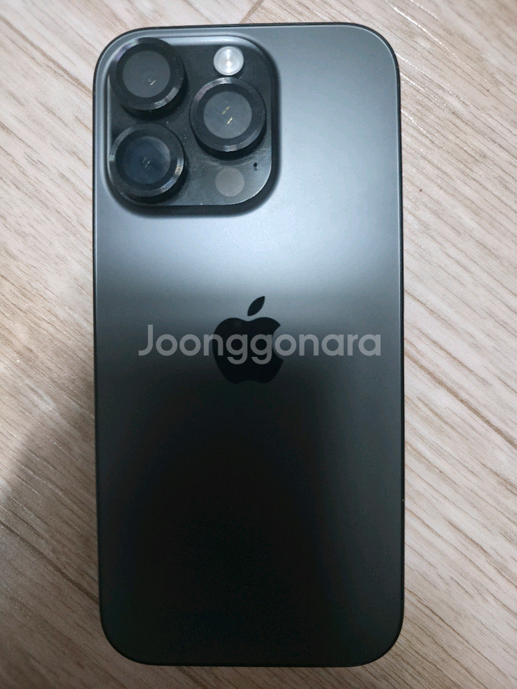 아이폰16프로 256기가 블랙 팝니다.--0