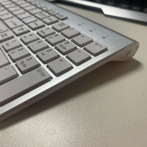 맥 무선 키보드 실버 느낌 간지키보드