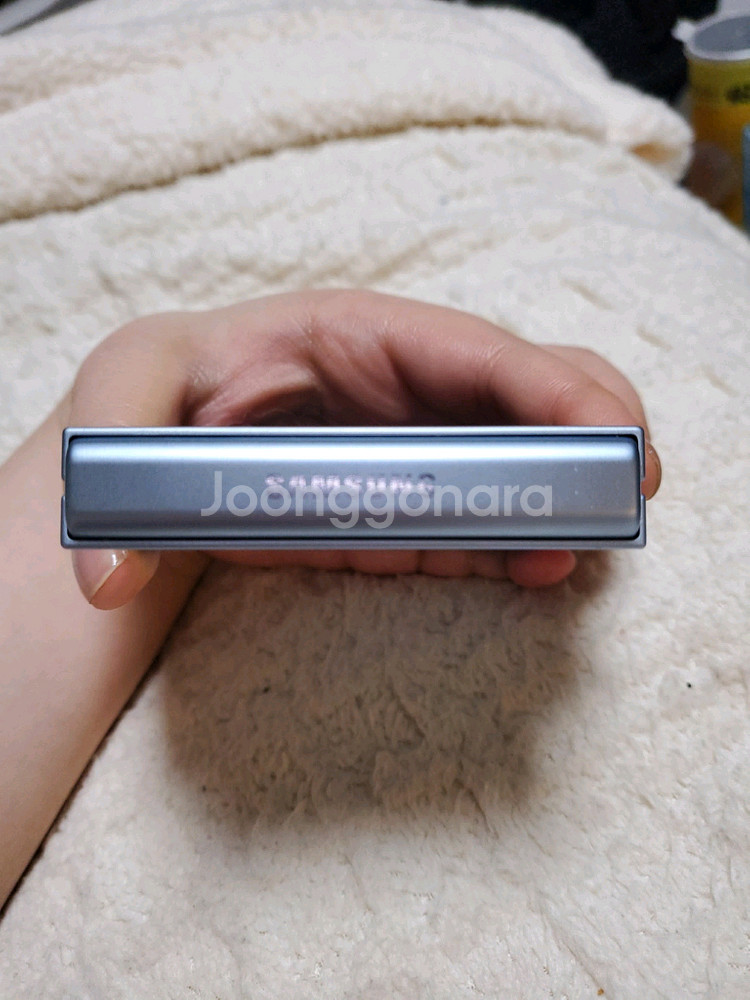 갤럭시 z플립 6 블루 256GB--3