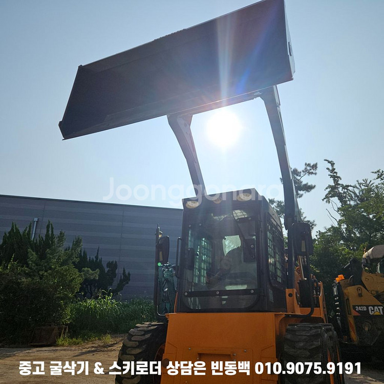 국산 스키로더 바우 BSL700 74마력 조이스틱형--5