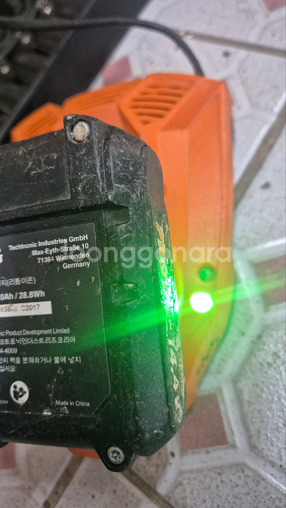 AEG 리튬이온 14.4v 배터리.충전기--3