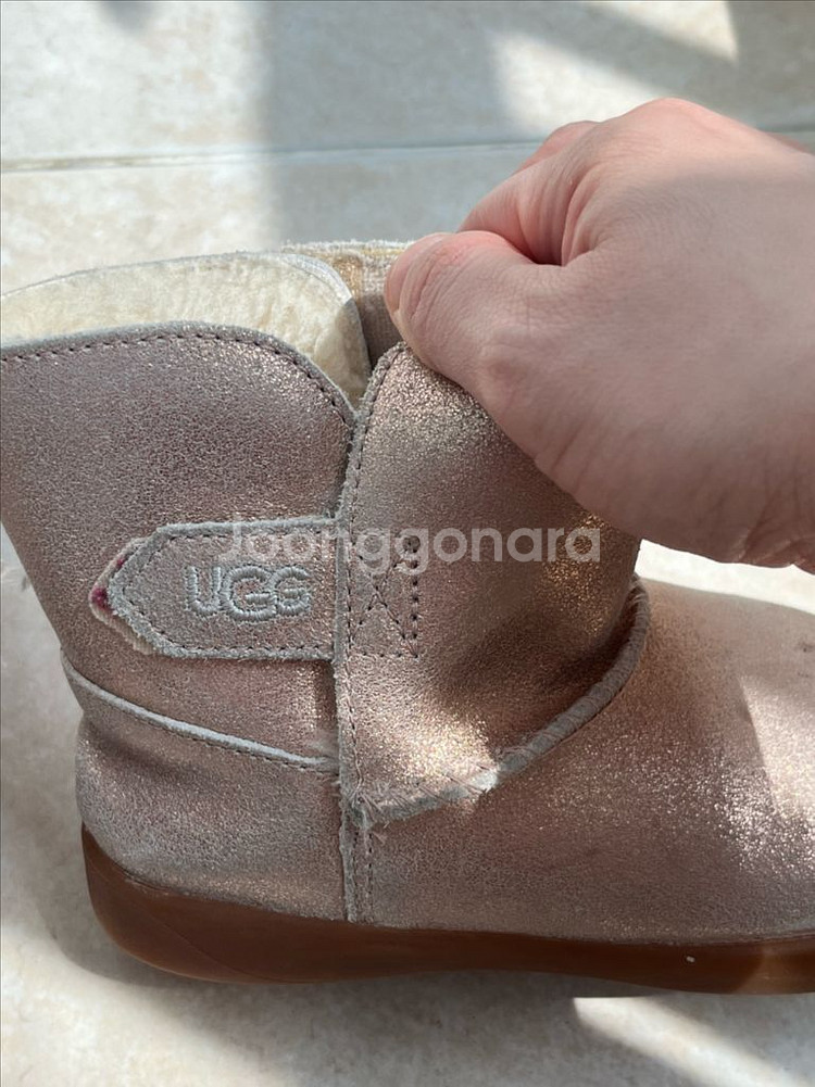 어그 정품 키즈 10사이즈--0