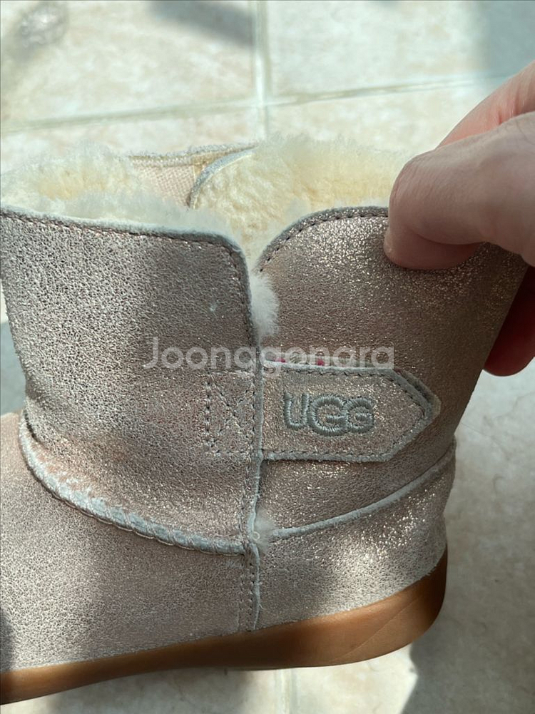 어그 정품 키즈 10사이즈--6