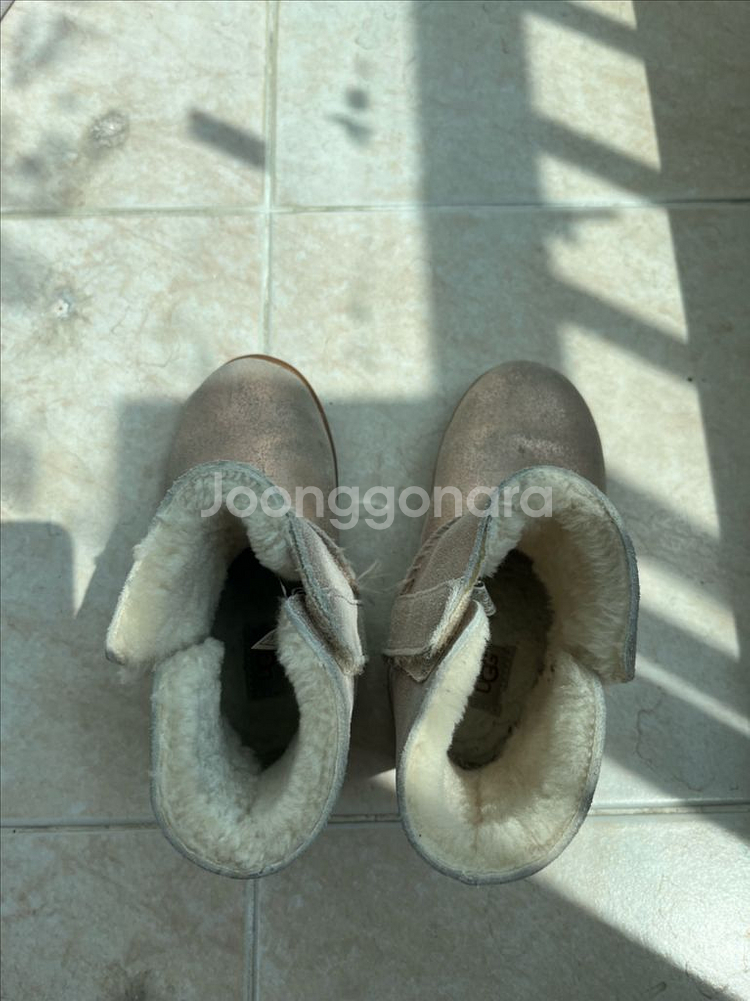 어그 정품 키즈 10사이즈--5