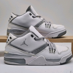 조던 코트사이드23 미드245 이미지