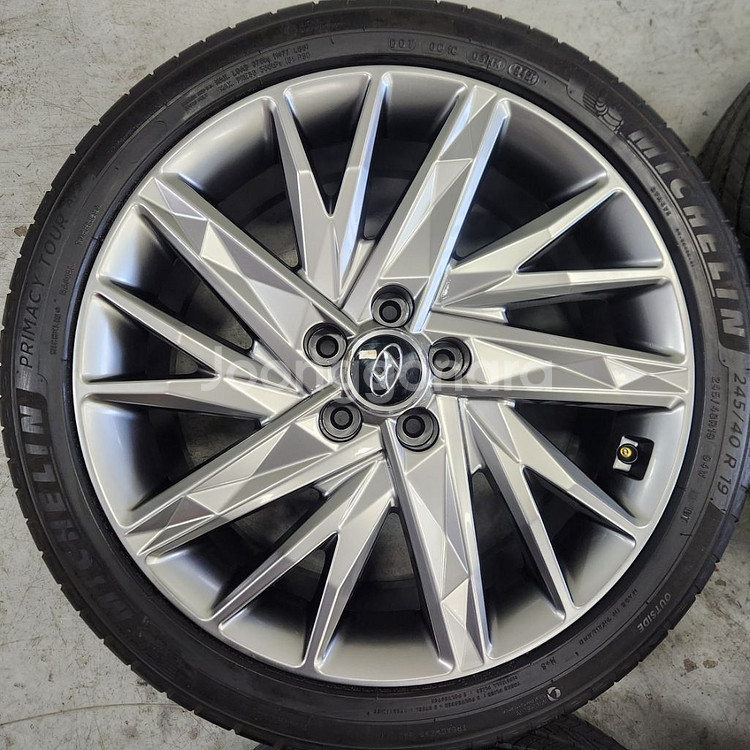 그랜저IG 캘리 19인치 2454019 휠타이어 팝니다--1