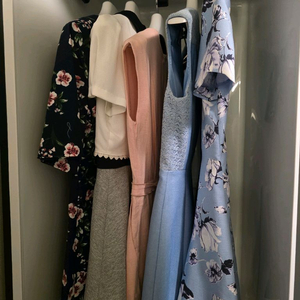 여성 꽃무늬 원피스