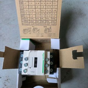 슈나이더 LC1D096M7 TeSys 콘택터