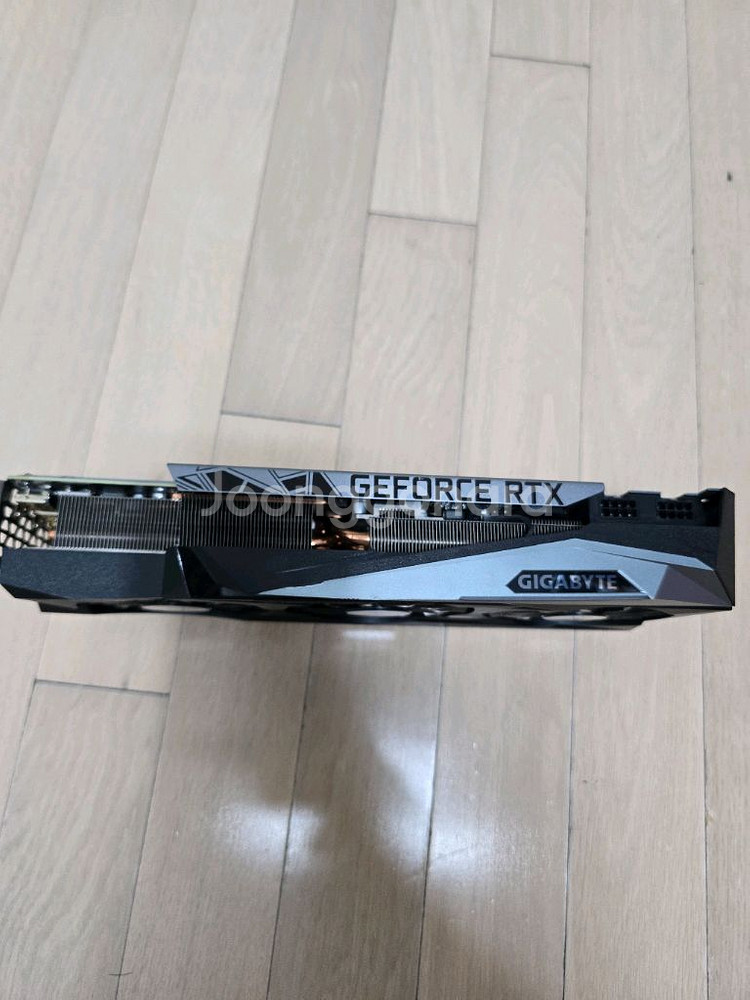 3080 기가바이트 게이밍oc 3팬--3