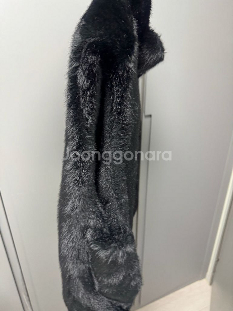 쉬즈미스 인조모피 조끼 M 블랙--1