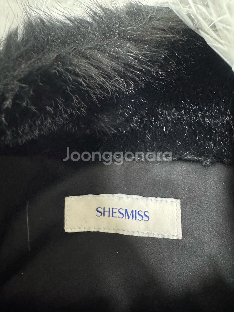 쉬즈미스 인조모피 조끼 M 블랙--5