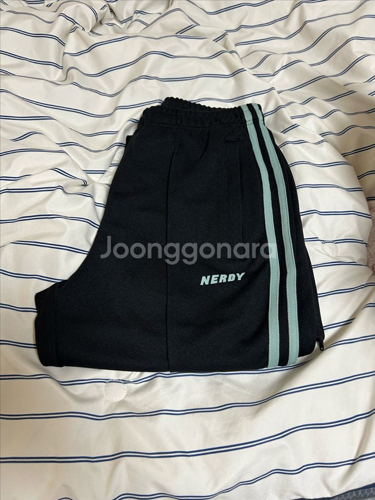 널디 엔와이 트랙 팬츠 블랙--0