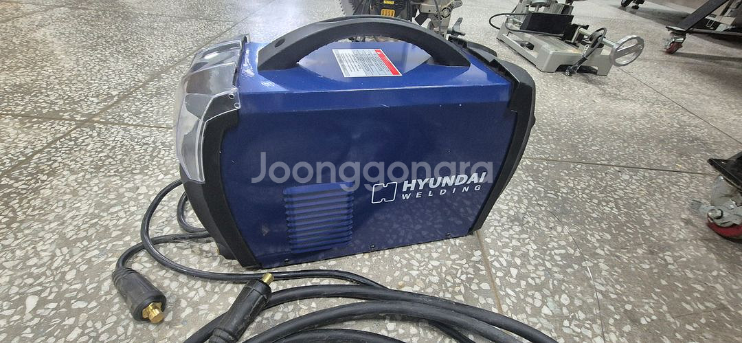 현대 논가스용접기 HG200--0