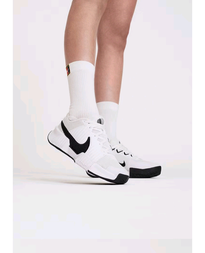 (새상품)나이키GP챌린지프로테니스화(245)--3