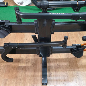 쿠엣 2.0 A급 자전거캐리어 3대 설치가능 팝니다