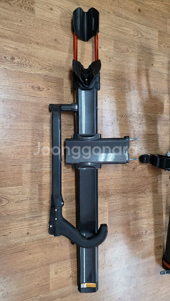 쿠엣 2.0 A급 자전거캐리어 3대 설치가능 팝니다--3