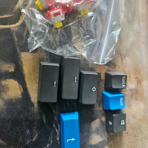 키보드 부품
