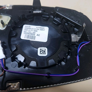 볼보 XC90 사이드미러 이미지