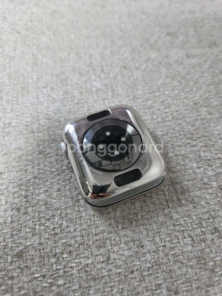 애플워치6 실버 알루미늄 케이스 40mm--1