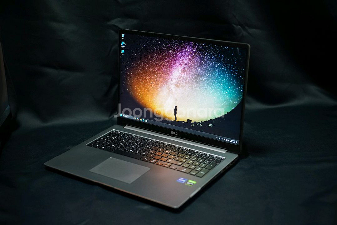 LG 울트라기어 게이밍노트북 i7 램32 ssd1tb--8
