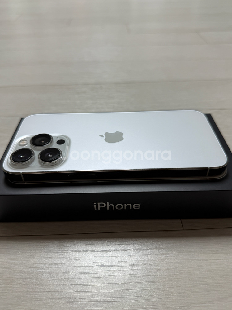 아이폰 13pro 256 실버 판매합니다!!--6